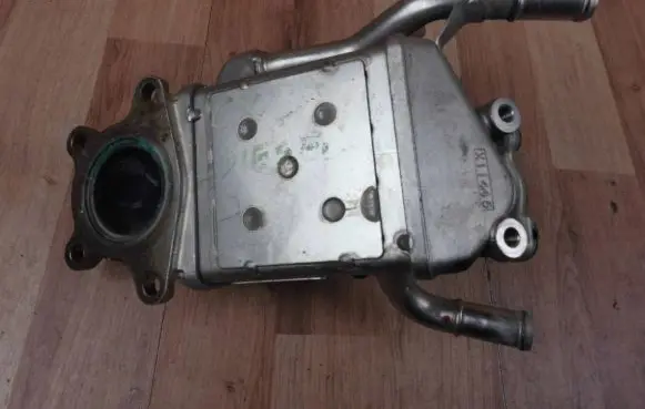 Mazda CX-3 EGR valve cooler S5502030Y