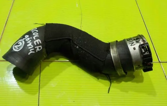 Nissan Note (E12) Intercooler hose/pipe 1103567S01 KP28