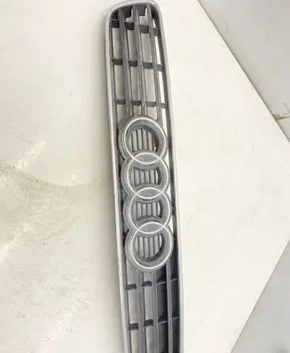 Front bumper upper radiator grill