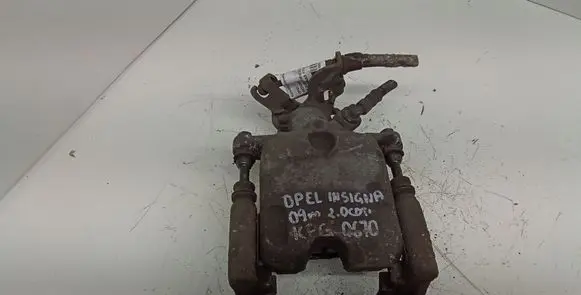 Opel Insignia A Rear brake caliper