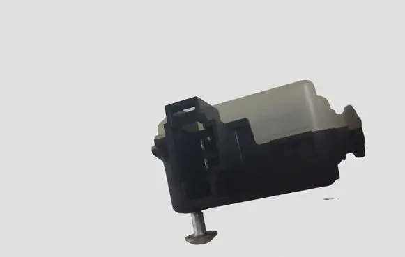 Skoda Octavia Mk2 (1Z) Fuel tank cap lock motor 754673 1Z0810773 1M0959781A