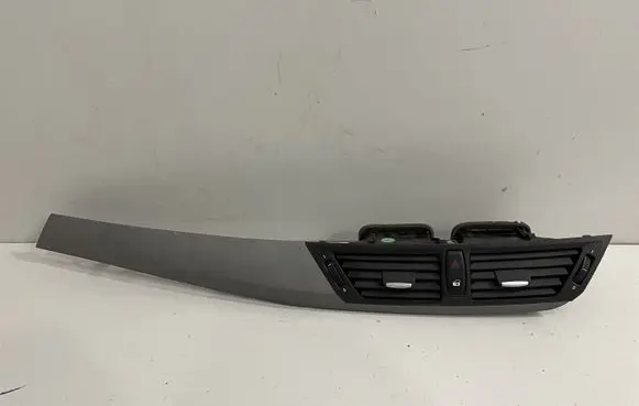 Dashboard glove box trim