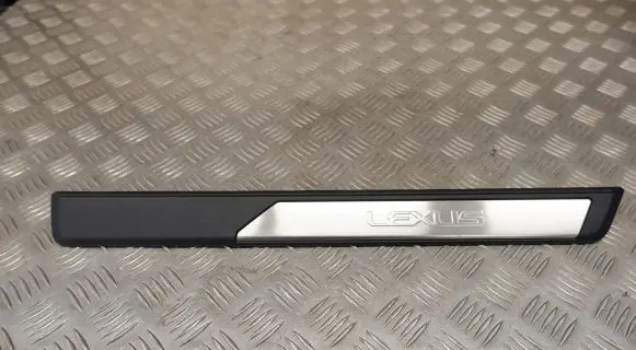 Lexus ES 250 - 300 - 330 Front sill trim cover 6791133150