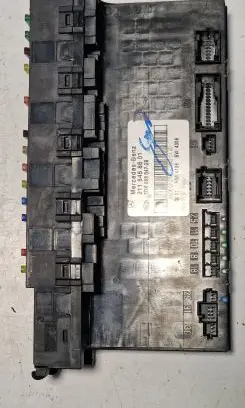 Mercedes-Benz E W211 Comfort/convenience module 2115458601 5DK00804728