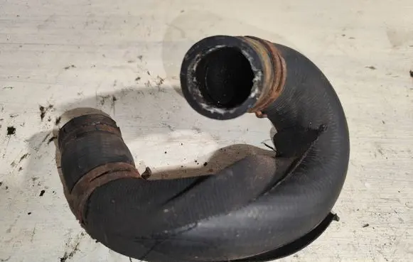 Opel Astra G Engine coolant pipe/hose 24421116 1301637