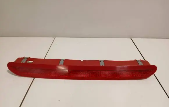 Volkswagen PASSAT B7 Third/center stoplight 1K6945097A S302G11744
