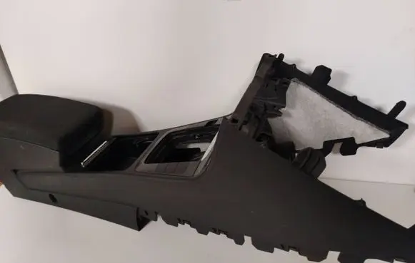 Volkswagen PASSAT B6 Center console 3C0864207B 1105692