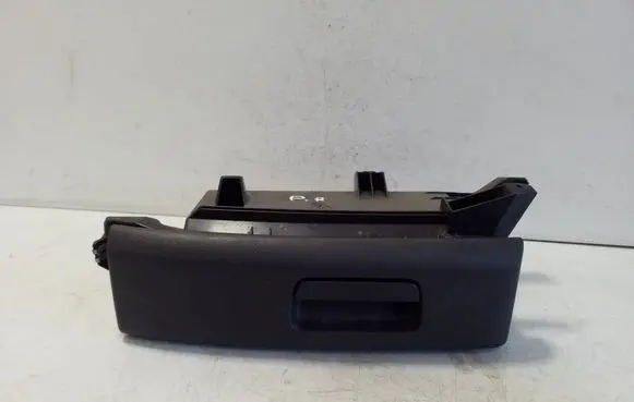 Volkswagen Golf Plus Front trunk storage compartment 5M0882600A