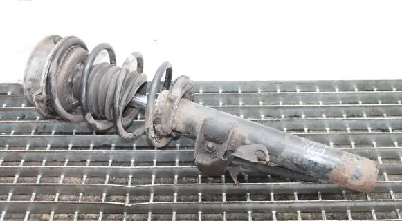 BMW 3 E92 E93 Front shock absorber/damper 6785592
