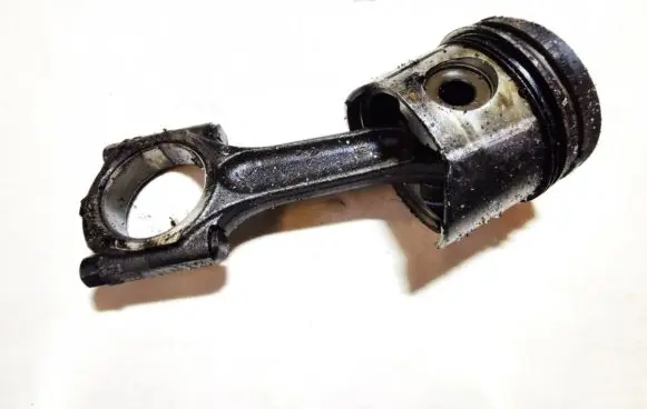 Citroen Xantia Piston with connecting rod