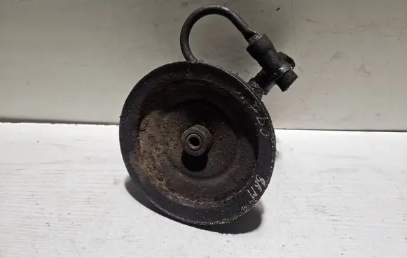 Volvo 740 Power steering pump 7844983