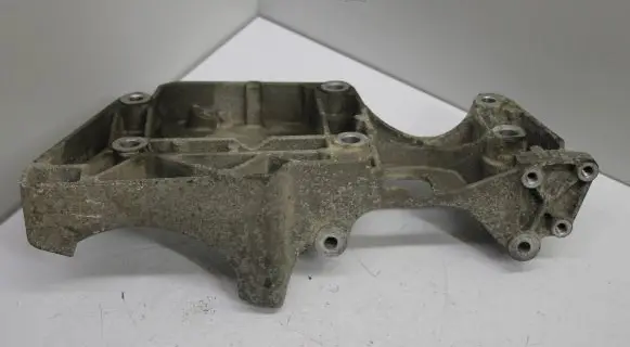 Generator/alternator bracket