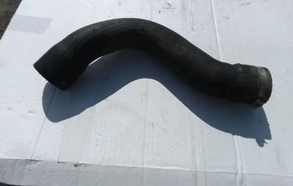 Toyota Avensis T250 Intercooler hose/pipe