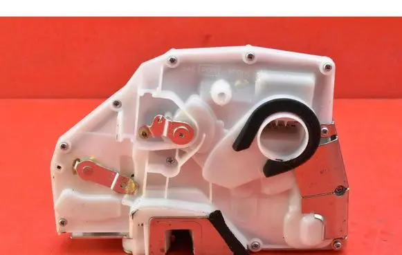 Fiat Sedici Front door lock 8220179J12