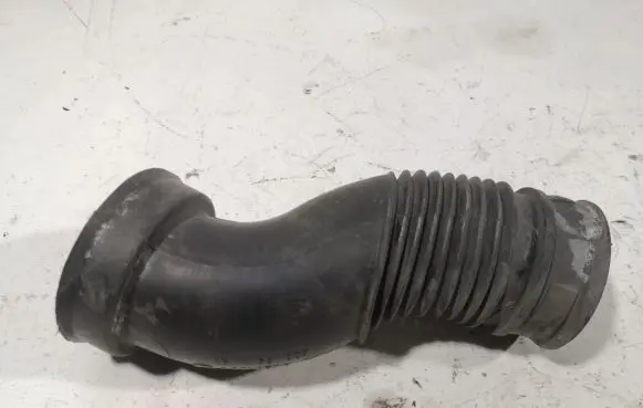 Opel Astra H Air intake hose/pipe 90531007