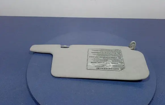 Sun visor