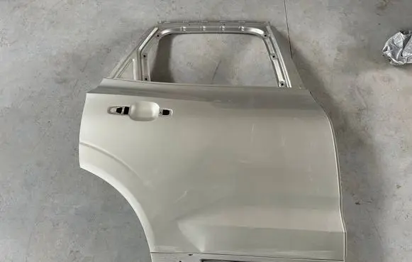 Volvo XC60 Rear door