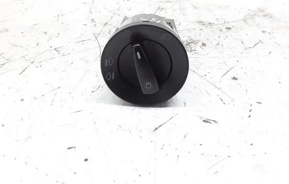 Volkswagen PASSAT B5 Light switch 1008900011