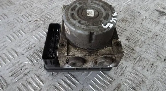 Ford Mondeo MK V ABS Pump EG9C2C405EG