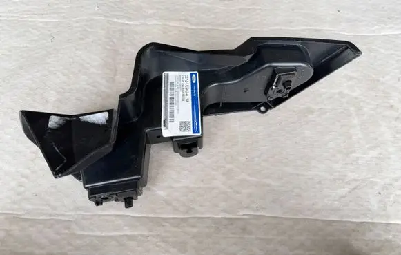 Ford Fusion II Bumper support mounting bracket corner DS7Z17D942ABLCP 5198794 DS7Z17D942A
