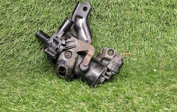 Toyota Prius (XW20) Electric auxiliary coolant/water pump 0641000951 1641000951 8H21