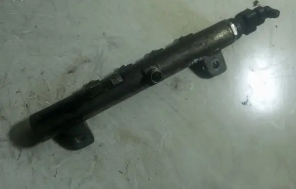 Opel Insignia A Fuel main line pipe 55566047