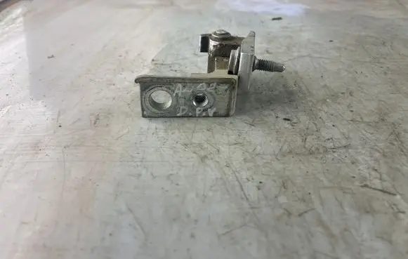 Audi A4 S4 B6 8E 8H Front door upper hinge