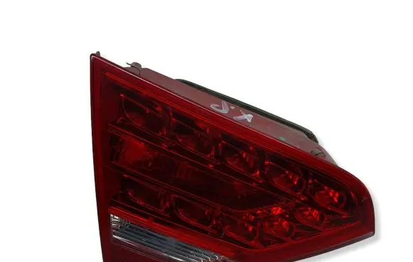 Audi A5 Sportback 8TA Tailgate rear/tail lights AU484 8T0945093A