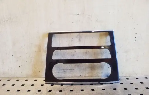 Mercedes-Benz ML W164 Climate control/heater control trim A1646801239