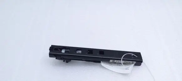 Peugeot 5008 II Seat belt adjustment rail 9813550780