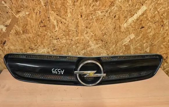Opel Signum Front grill 13123491