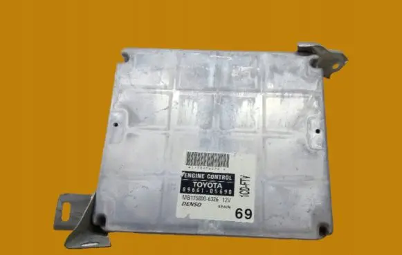 Toyota Avensis T250 Engine control unit/module 89661-05690