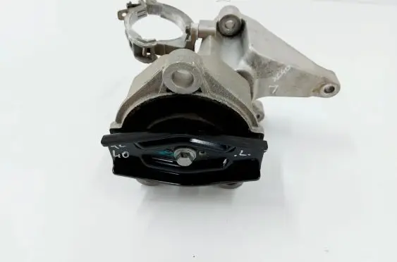 Volvo XC40 Engine mount vacuum valve 31686296