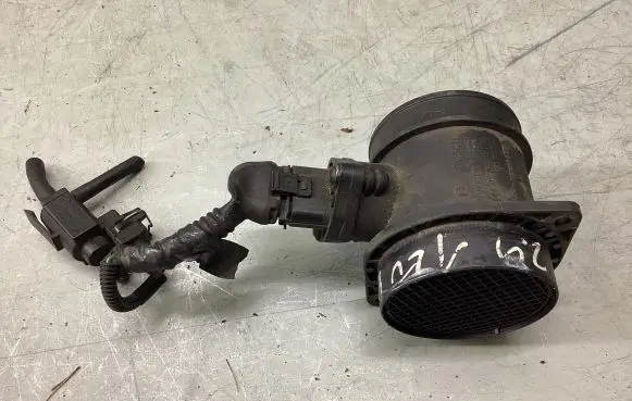 Volvo S60 Mass air flow meter 8670115 0280218088