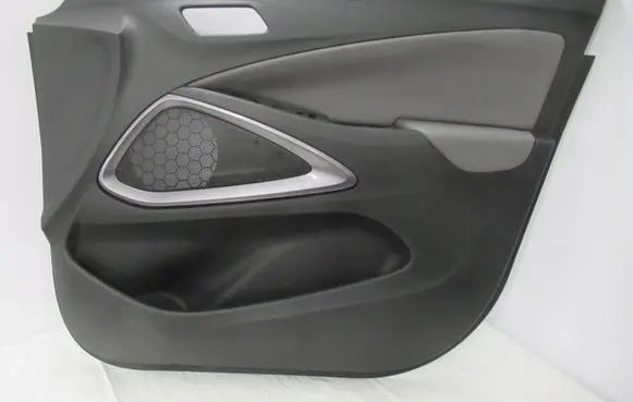 Opel Crossland X Front door card panel trim