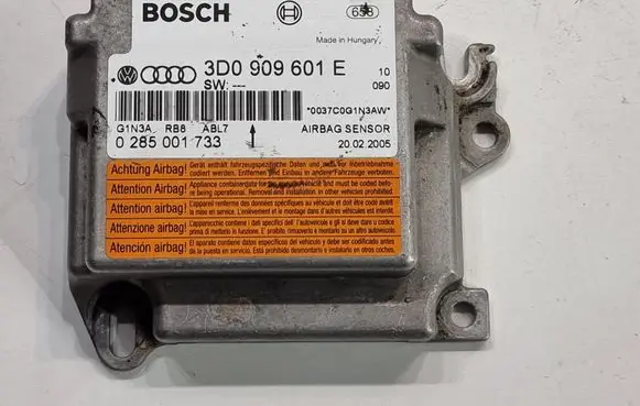 Porsche Cayenne (9PA) Airbag control unit/module 3D0909601E 0285001733