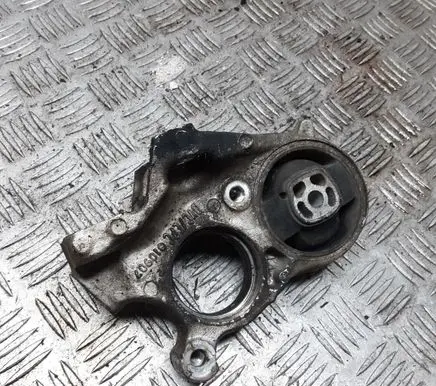 Citroen C5 Engine mount bracket EPC010907