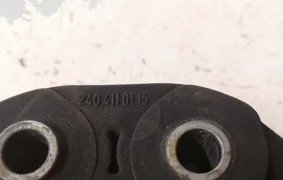 Mercedes-Benz E W211 Rear prop shaft donut coupling/joint 2404110115