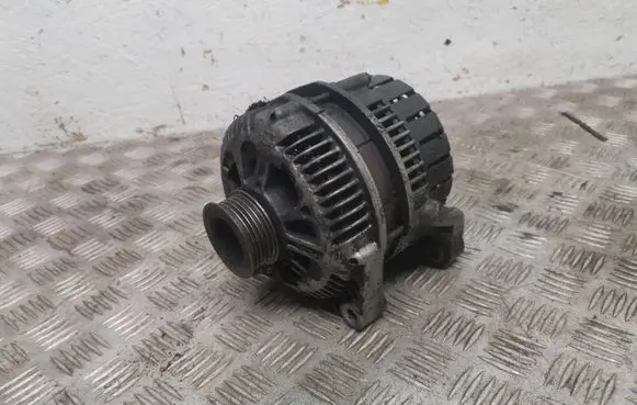 BMW 5 E39 Generator/alternator 