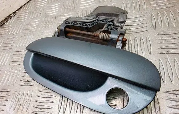 BMW 5 E39 Front door exterior handle