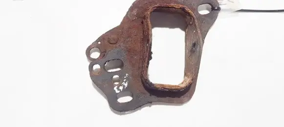 Saab 9-5 Bracket in trunk/boot 