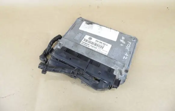 Volkswagen Fox Engine control unit/module 03D906033H 5WP4030902 3PG4503