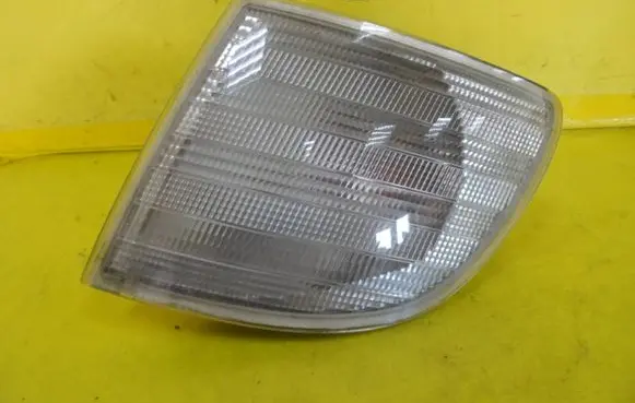 Mercedes-Benz Vito Viano W638 Front indicator light