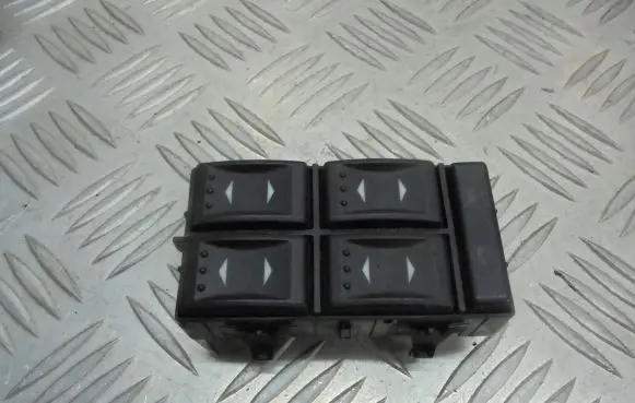 Ford Mondeo Mk III Electric window control switch