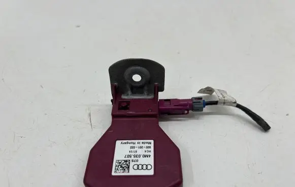 Cupra Leon Aerial antenna amplifier 4M0035507