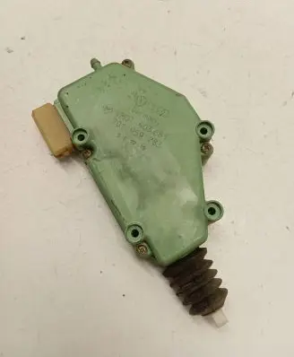 Volkswagen Transporter - Caravelle T4 Central locking motor 701959783 403681