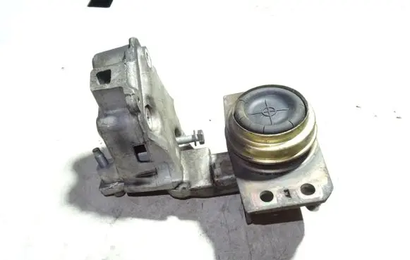 Citroen C4 I Engine mount bracket 9636270080 9648325480