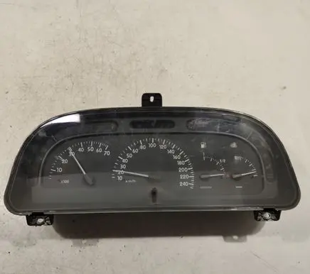 Renault Laguna I Speedometer (instrument cluster)