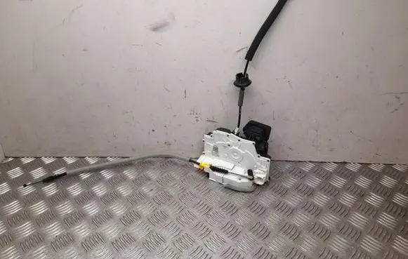 Audi Q8 e-tron Front door lock 4K1837015J