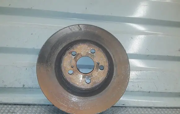 Toyota Avensis T250 Front brake disc